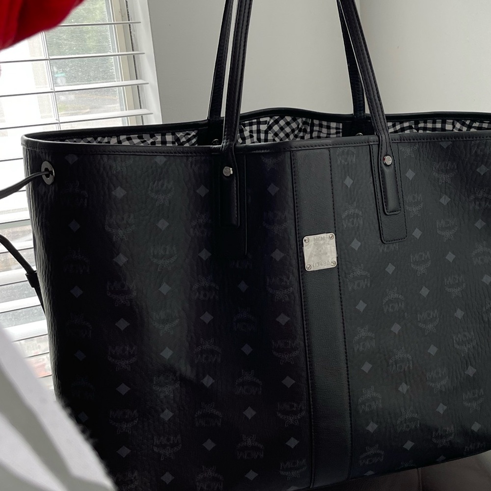 MCM LARGE LIZ TOTE BAG